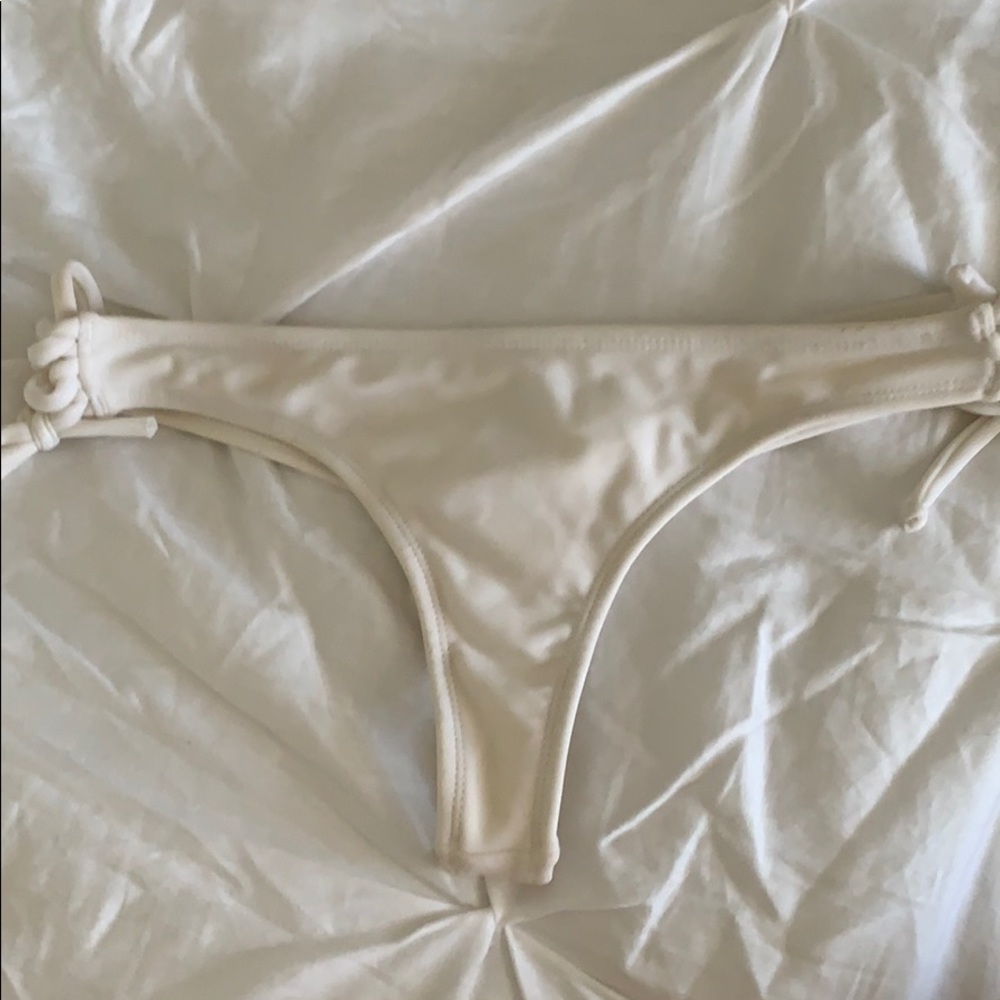 Pakaloha thong bikini bottoms